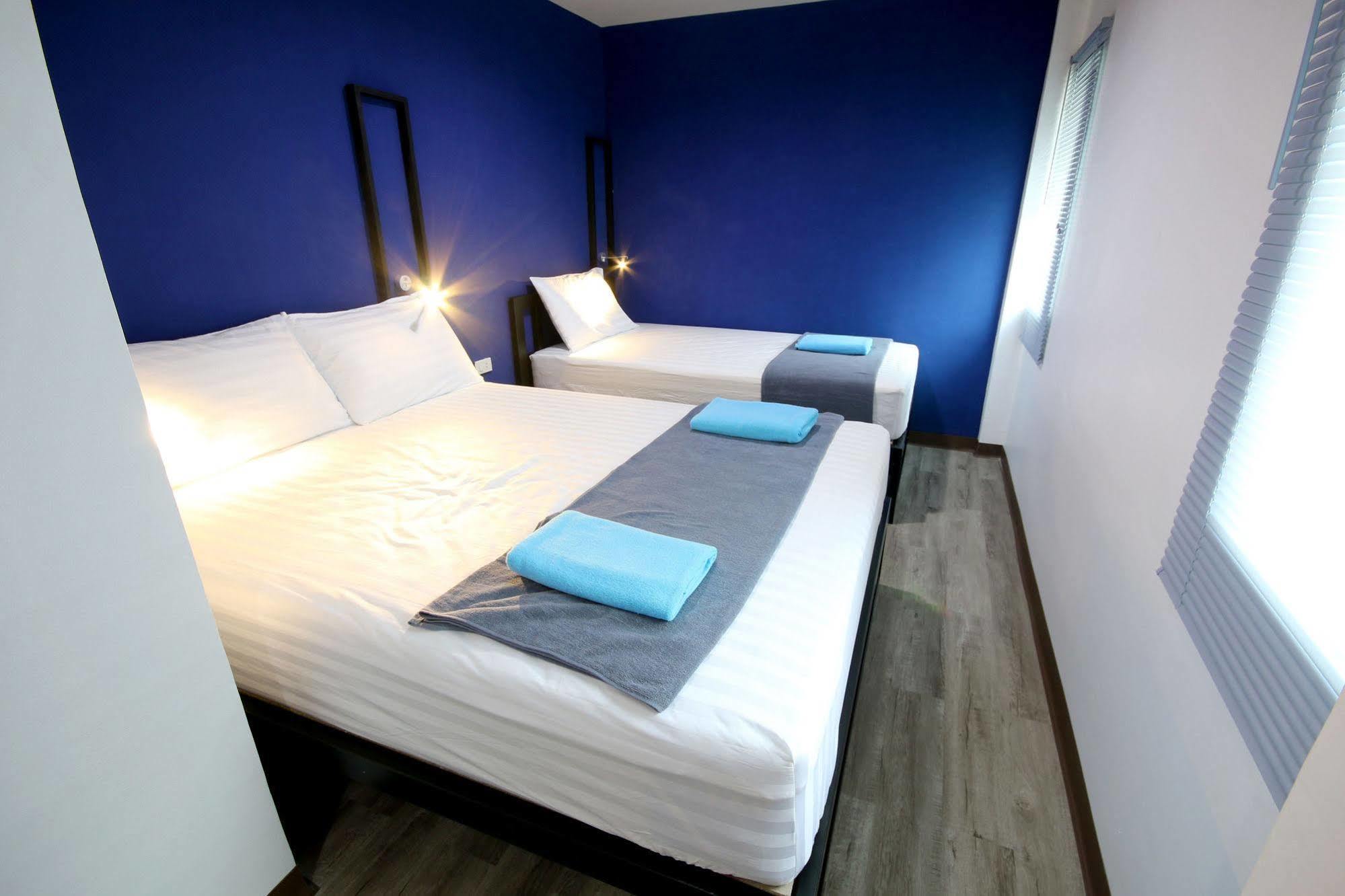 The Pillow Hostel Khaosan Bangkok Exterior photo